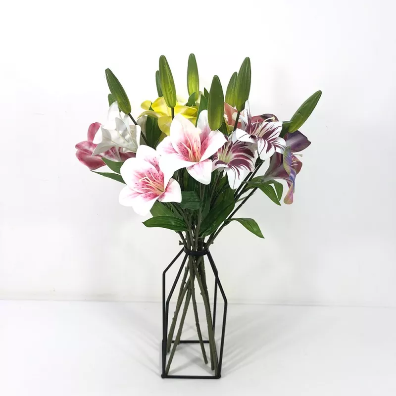 Fausses fleurs de lys