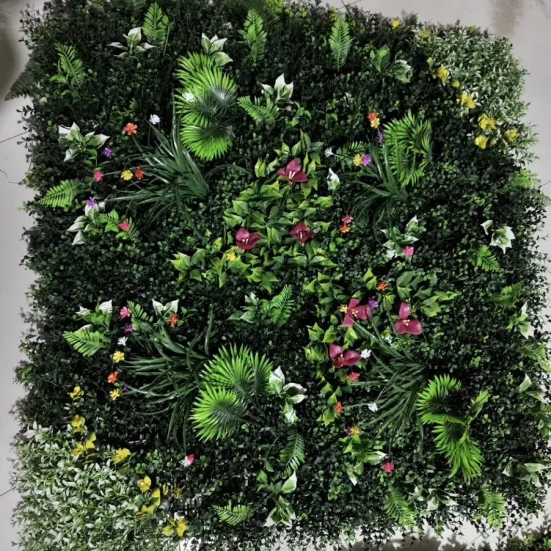 Mur d'herbe synthétique