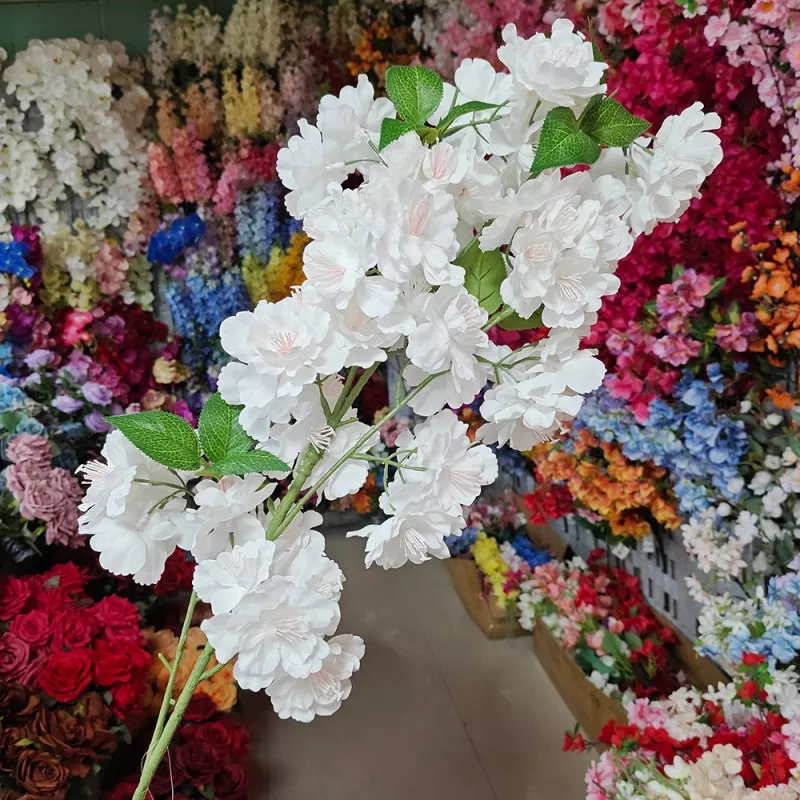 Fleurs artificielles de la fleur de cerisier blanche